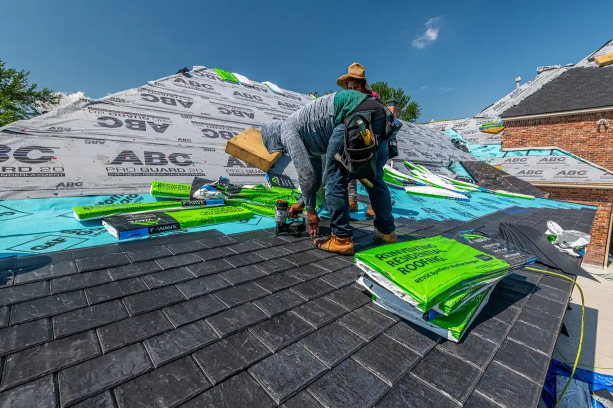 Emergency Roof Tarping in Sunrise, FL